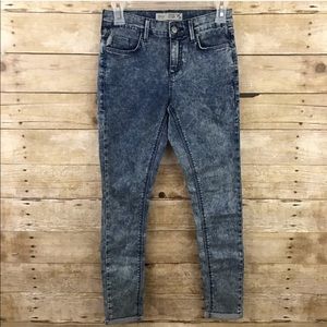 Zara Basic Z1975 Distressed Floral Denim Jeans